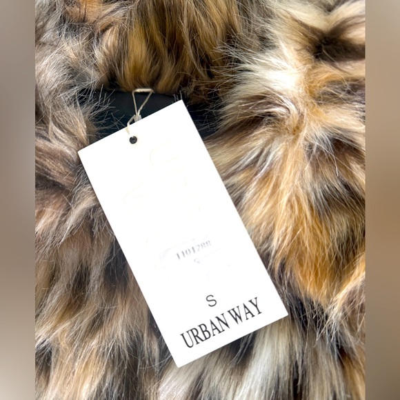 Faux Fur Leopard Jacket - Picture 10 of 15